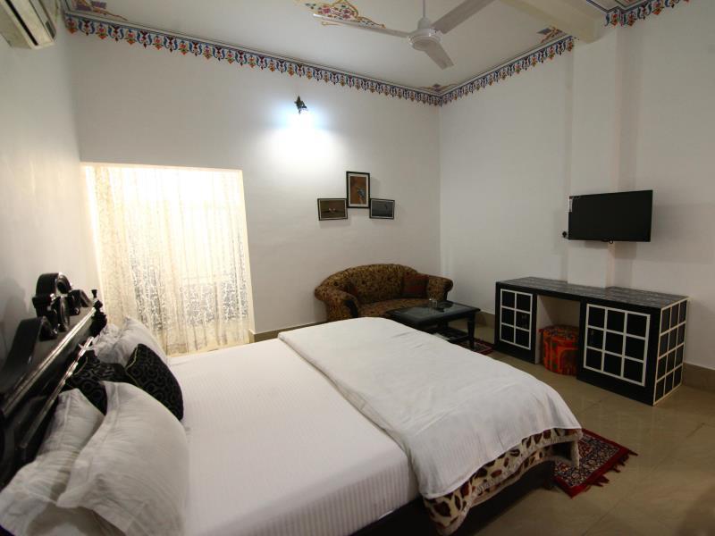 Hotel Kiran Villa Palace, Bharatpur Extérieur photo